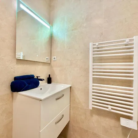 Apartamento Retro Pop & Design - Easy Access To - Tram 100m
